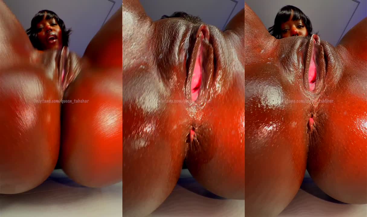 queentahshaar Leaked Video #10